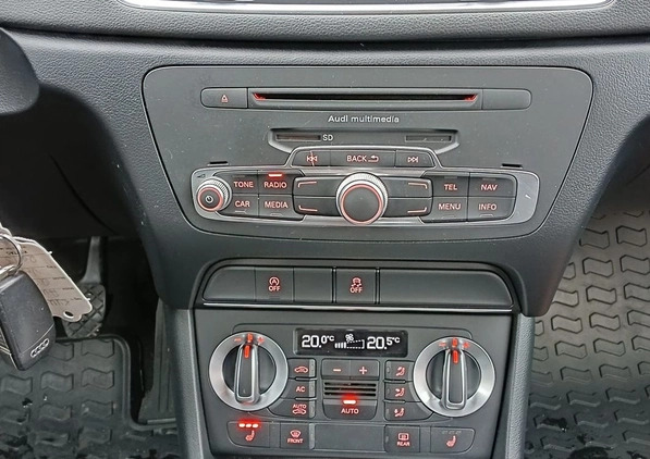 Audi Q3 cena 56000 przebieg: 233047, rok produkcji 2012 z Bielawa małe 596